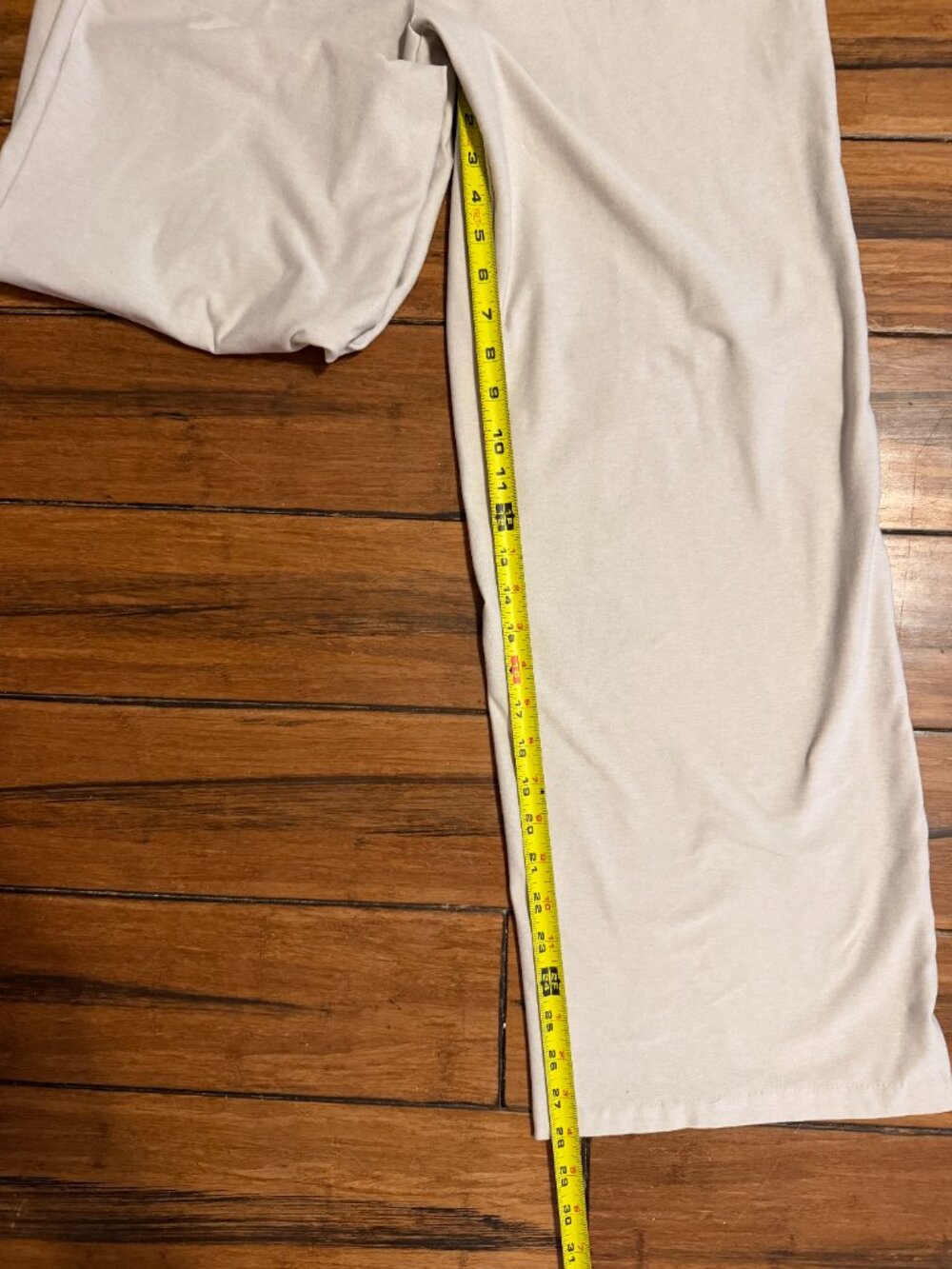 Vuori Khaki Wide Leg Relaxed Fit Elevation Trouser, Size M - Picture 6 of 11
